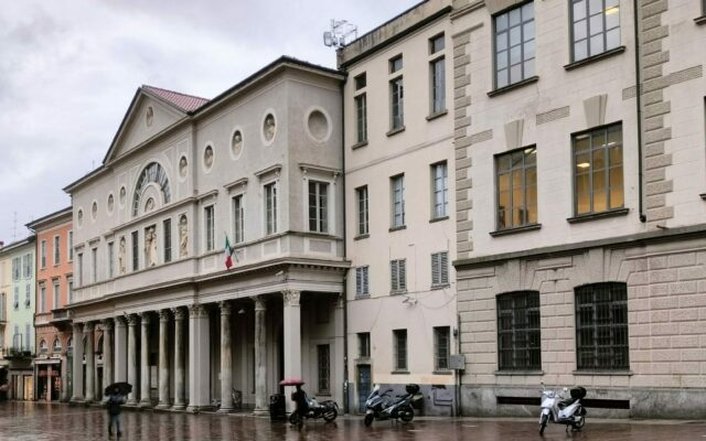 Como, la Scuola e la città